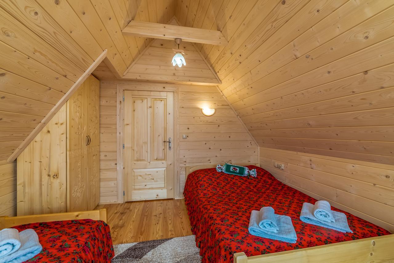 Domek W Bialce Z Jacuzzi W Ogrodzie Białka Esterno foto