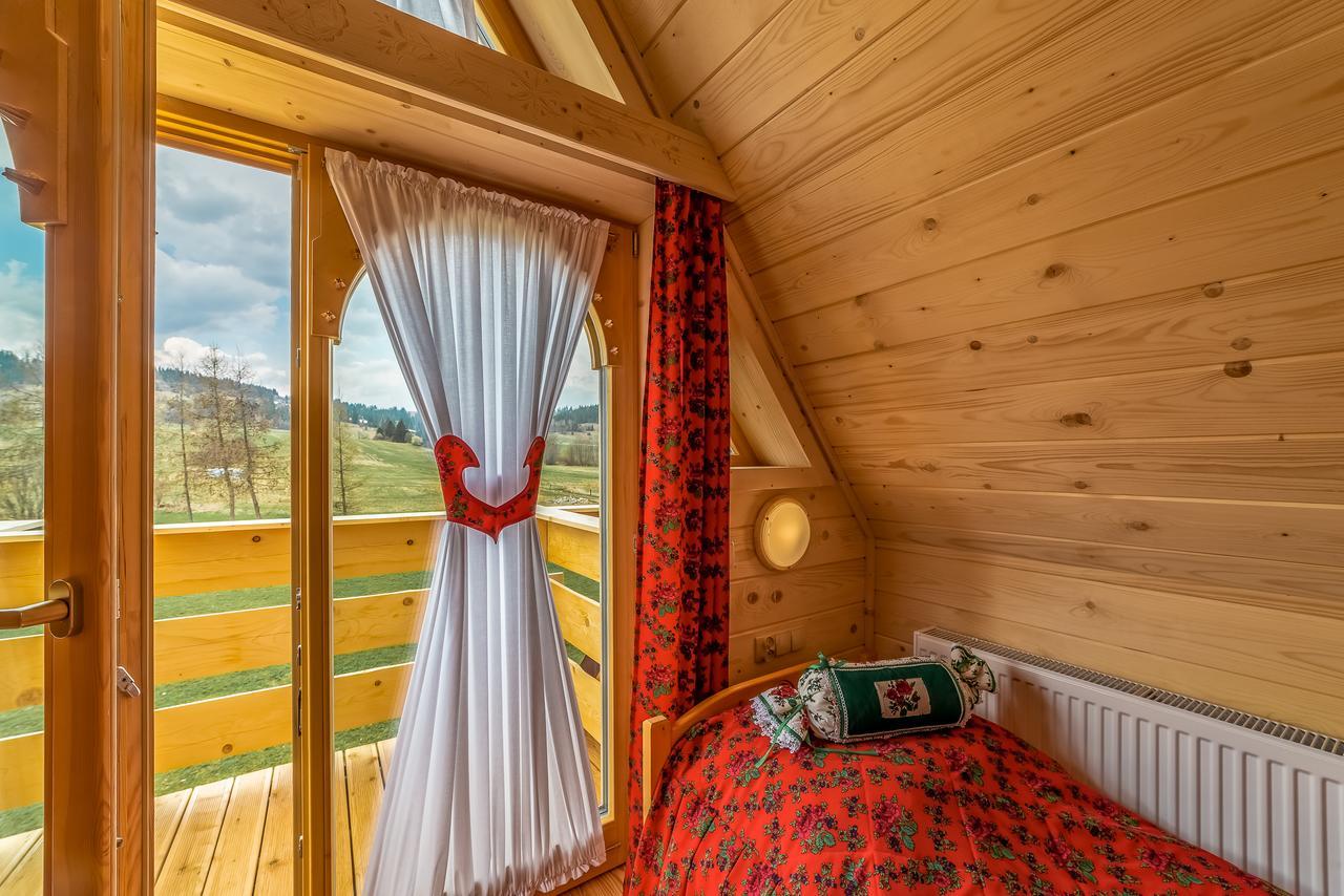 Domek W Bialce Z Jacuzzi W Ogrodzie Białka Esterno foto